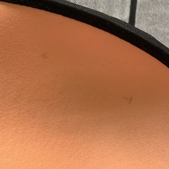 ✅2X Host Pick✅ Victoria’s Secret Swim Suit Top, 32B - Picture 8 of 8